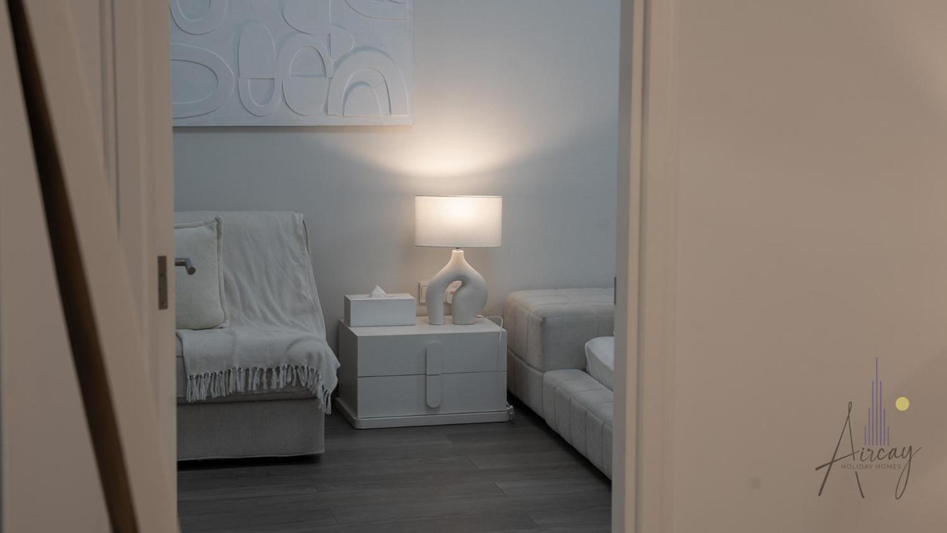 Top-floor Luxury 2br With Stunning Marina View Apartment Dubai